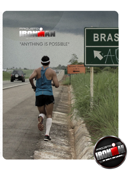 Corredor em treino numa estrada rumo a Brasília